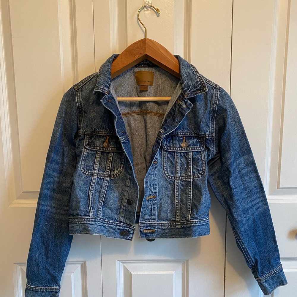 Like new XS American Eagle Denim Jacket.